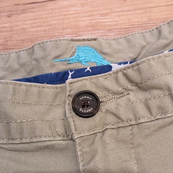 Tommy Bahama Khaki Cargo Shorts - Picture 2 of 8